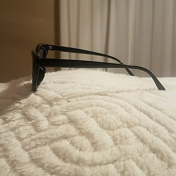 Xena Retro Vintage Cat Eye Sunglasses - Picture 2 of 3